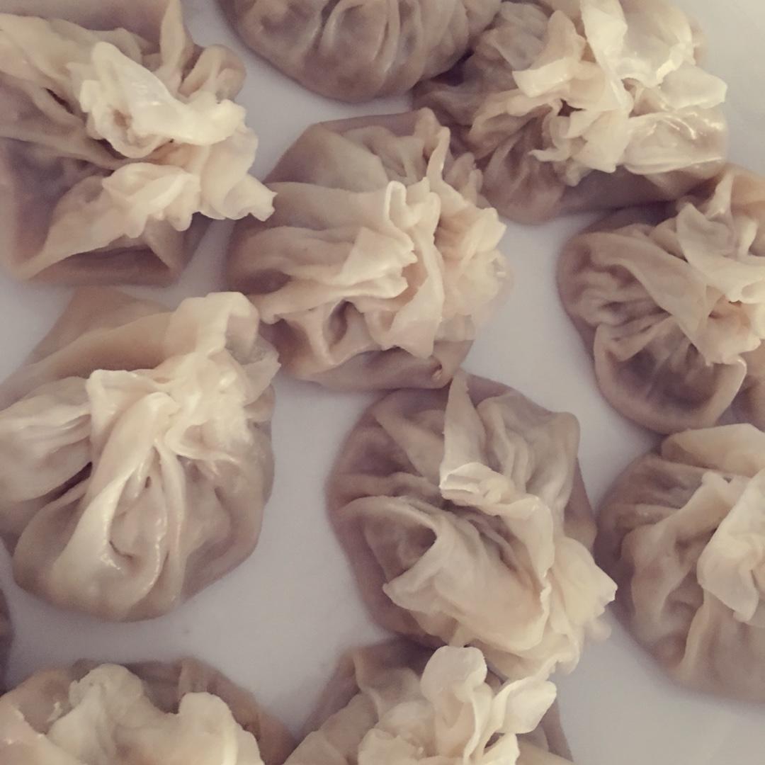 牛肉洋葱烧卖——回族餐馆必备特色美食，切洋葱不辣妙招见最后