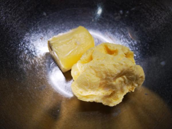 家庭自制黄油和酪乳 Homemade Butter and Butter Milk