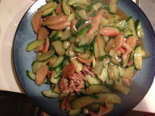黄瓜炒肉片