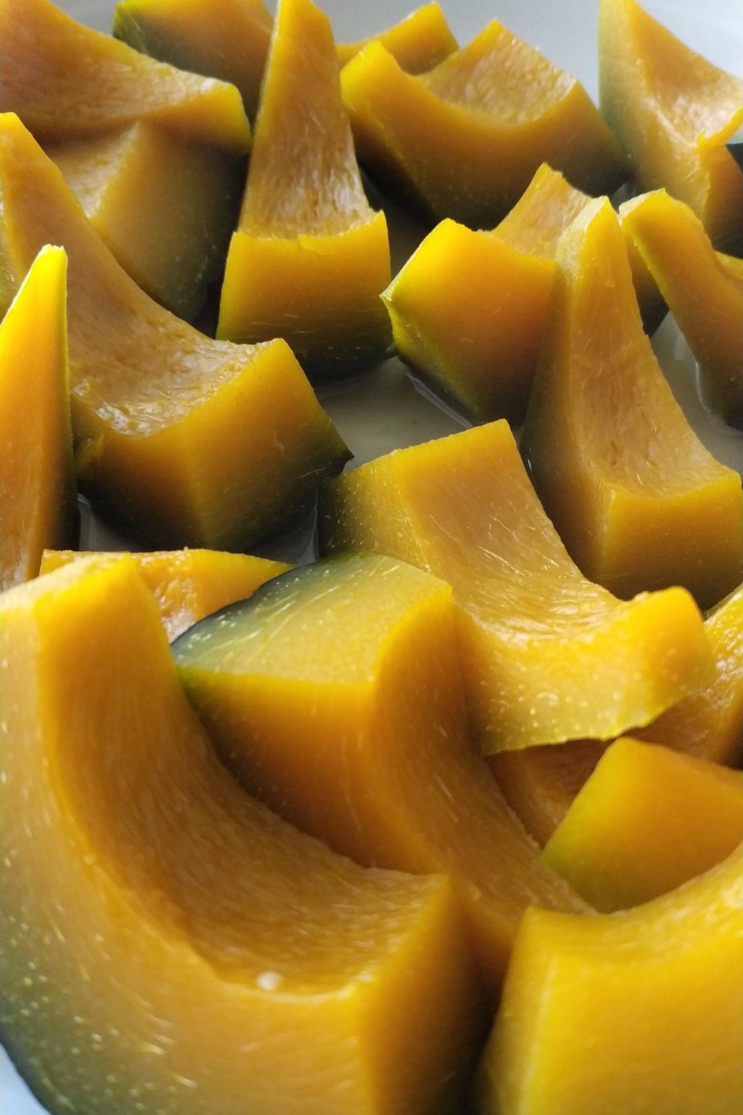 生姜两片做的蒸南瓜