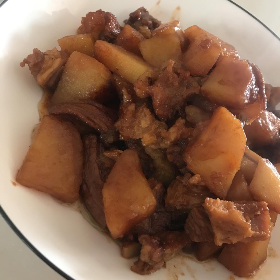 堂妈的土豆炖牛腩