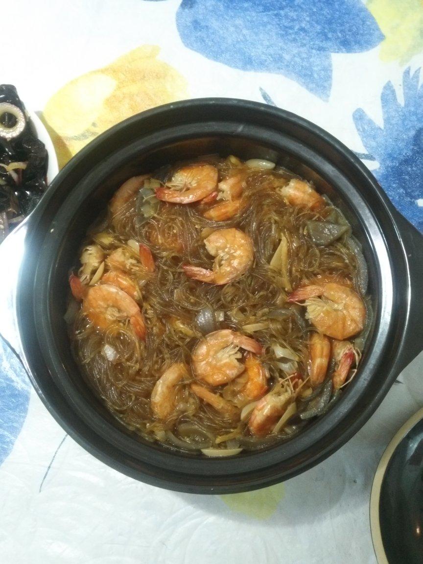 鲜虾粉丝煲