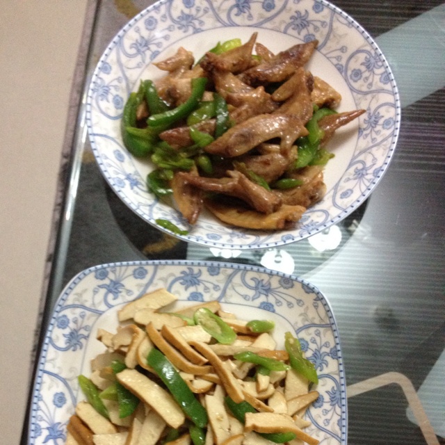 青椒炒豆腐干