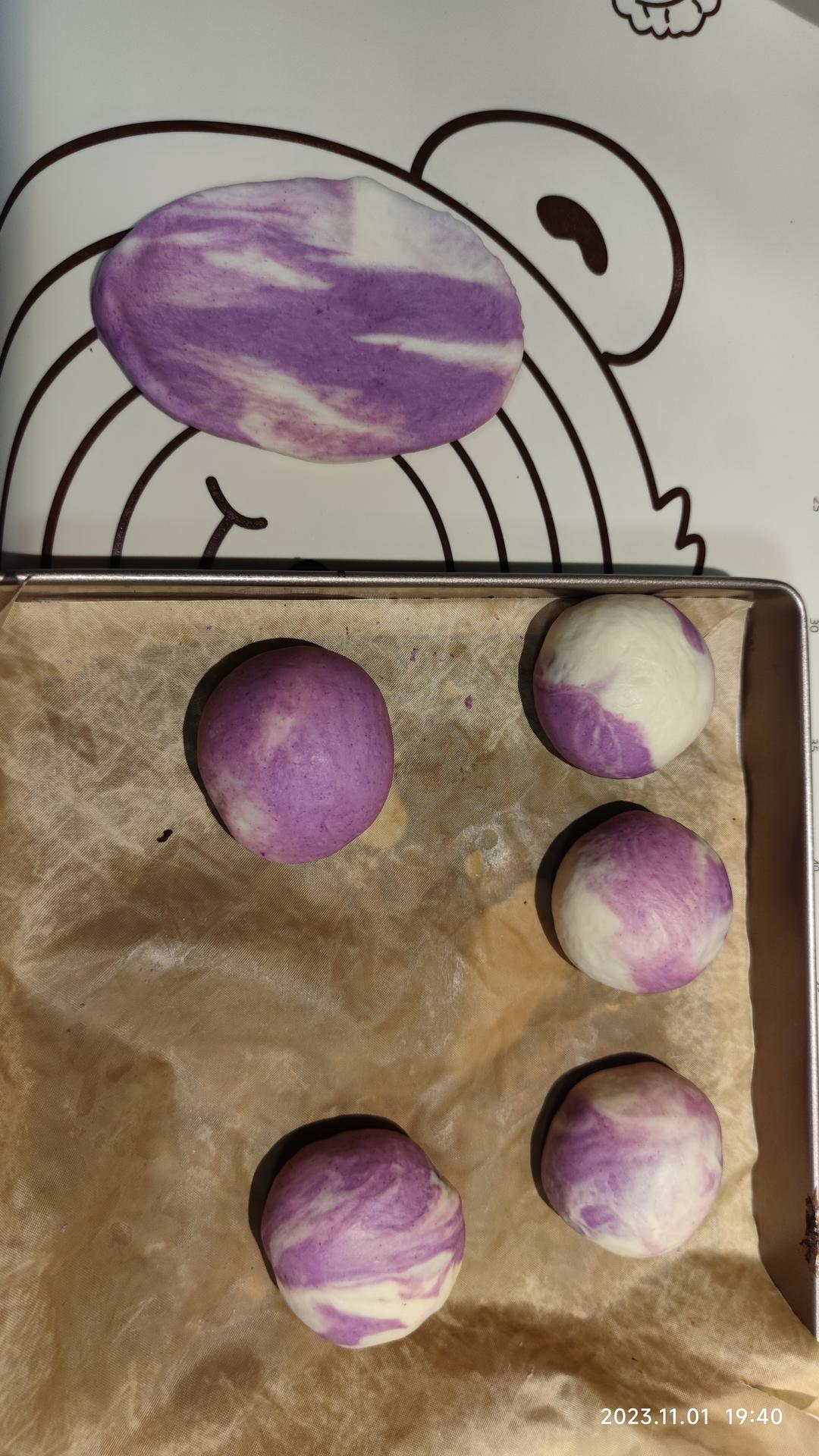 颜值超高💯奶香紫薯红豆双色贝果