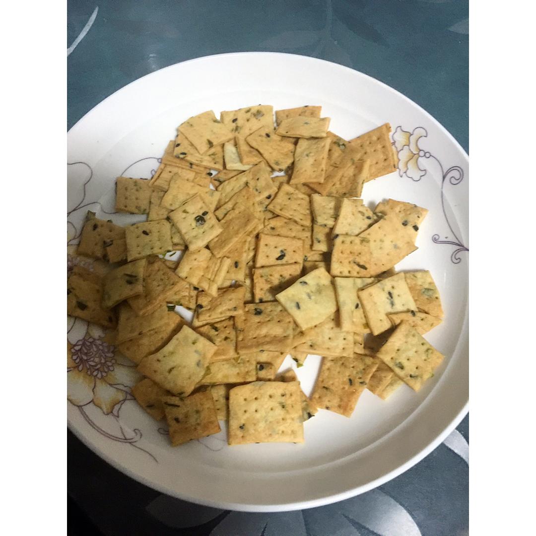 无糖香葱苏打咸饼干