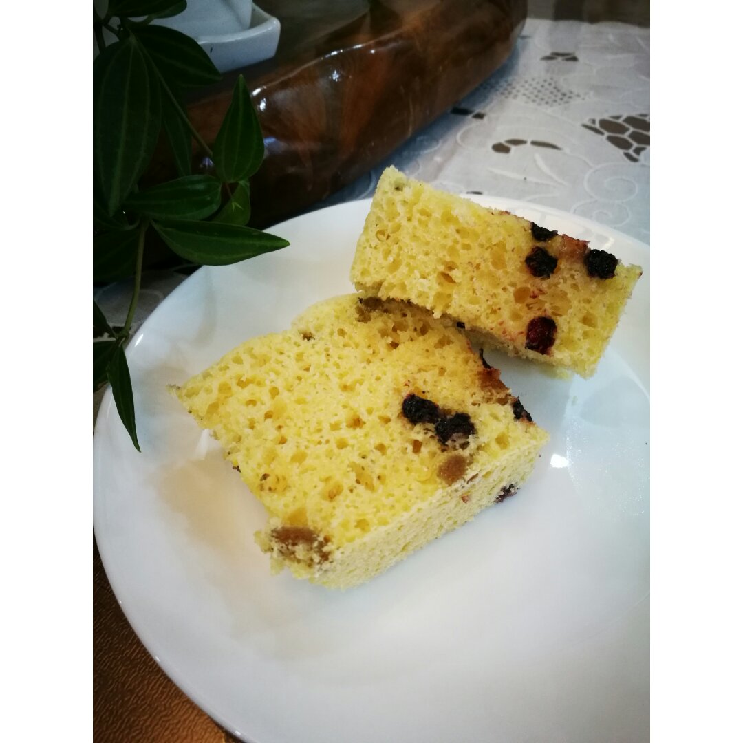 不用揉面，简单易做的——蔓越莓发糕
