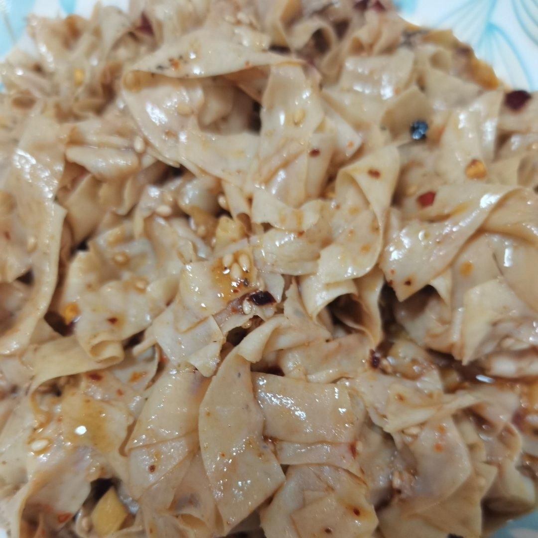 凉拌豆腐皮