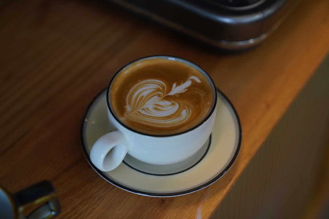 每天练一杯咖啡拉花