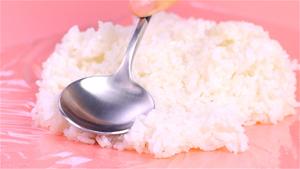 剩米饭秒变香脆仙贝的做法 步骤1