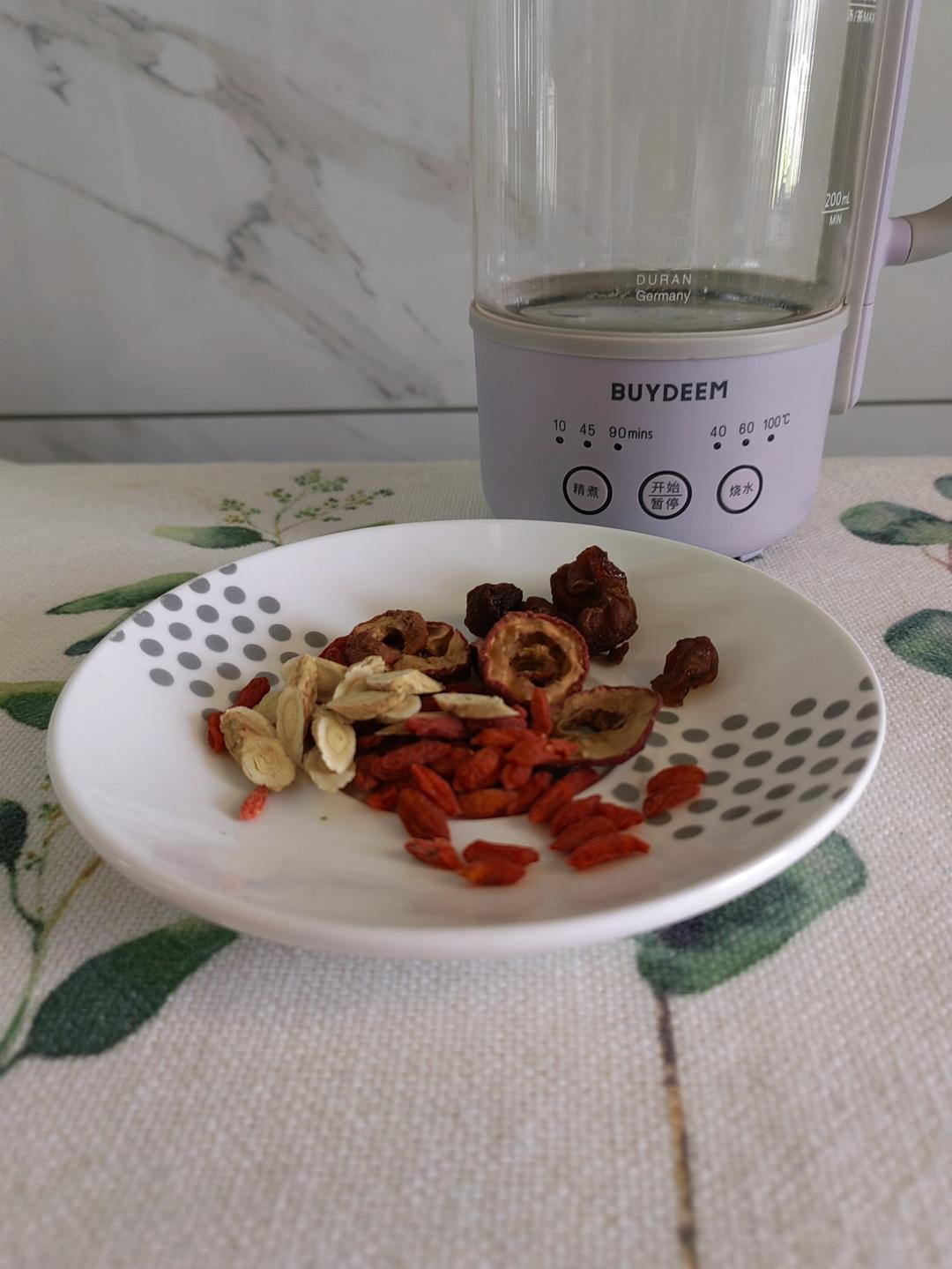 红枣姜奶茶【3月北鼎养生壶食谱】