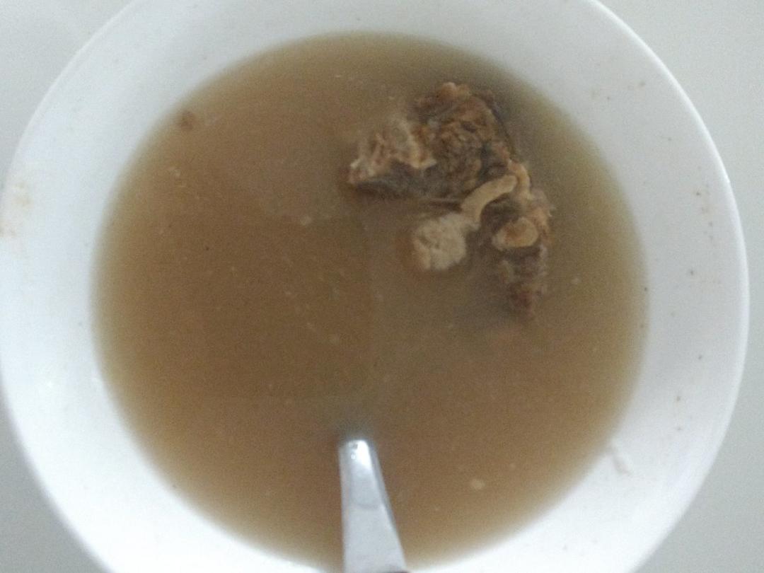牛尾汤(不仅汤好喝，牛尾更有滋味)