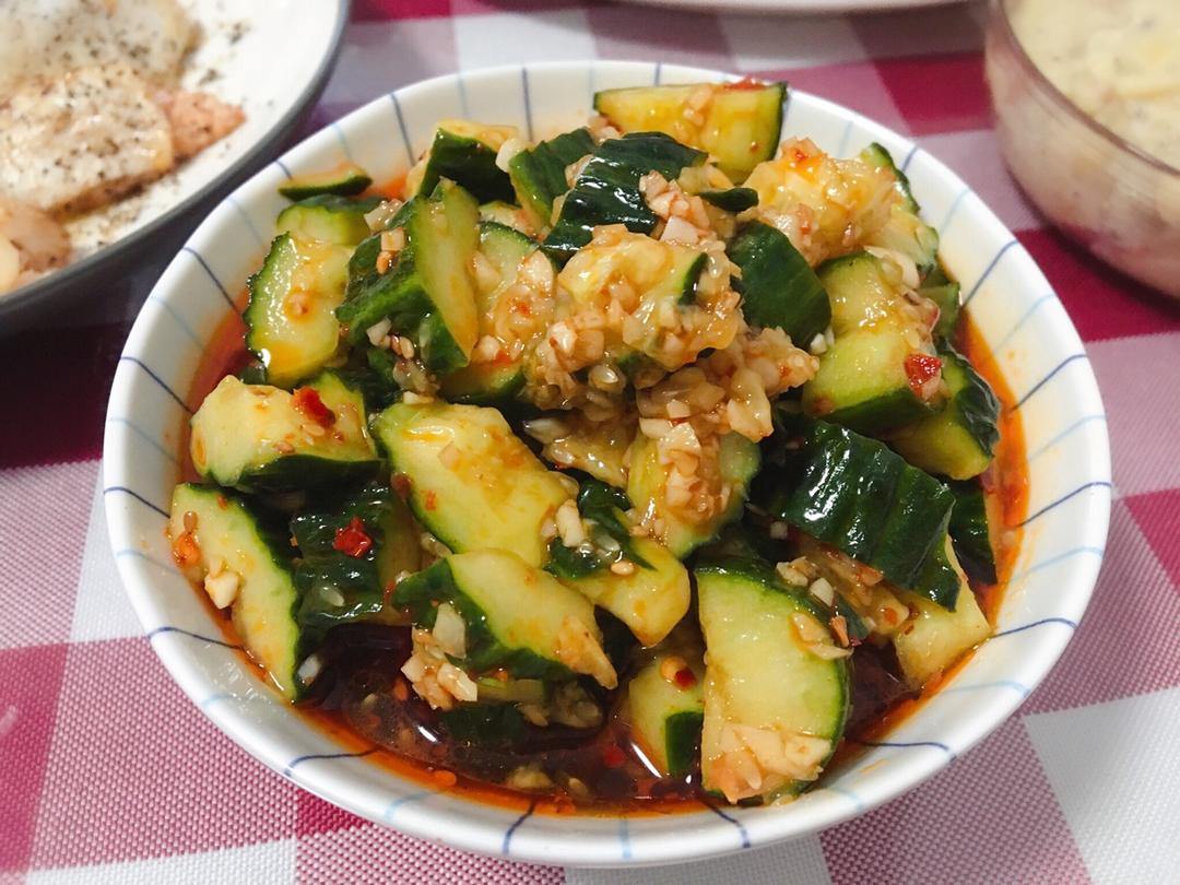 国民凉菜——拍黄瓜