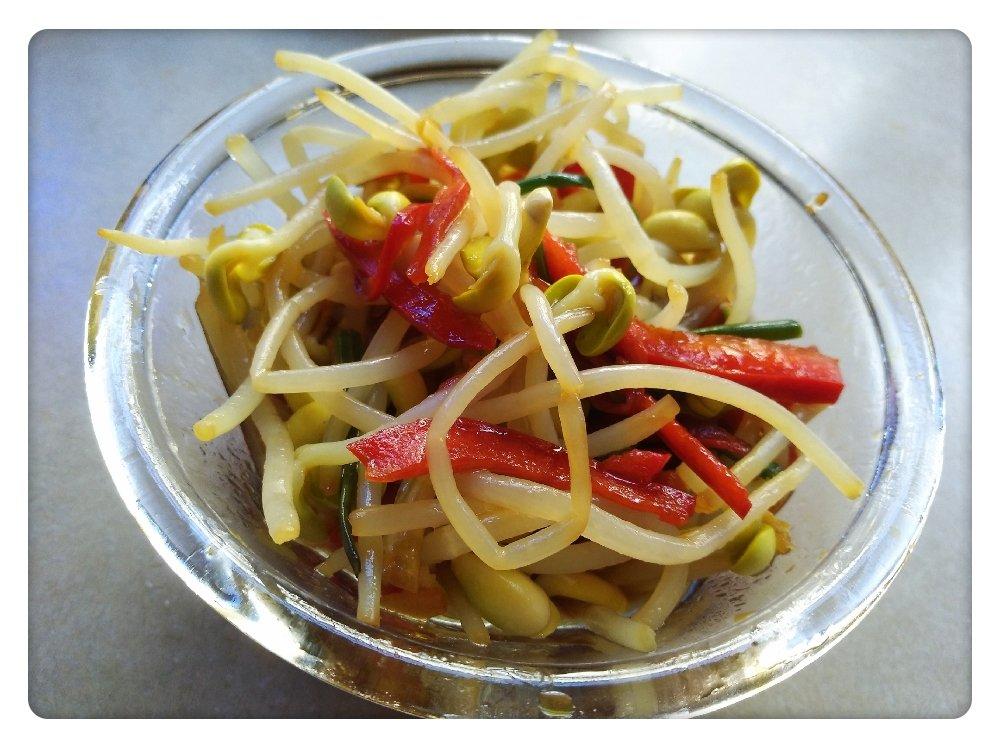 凉拌黄豆芽