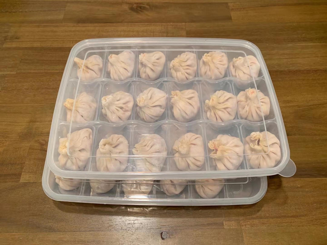 蟹粉小笼包