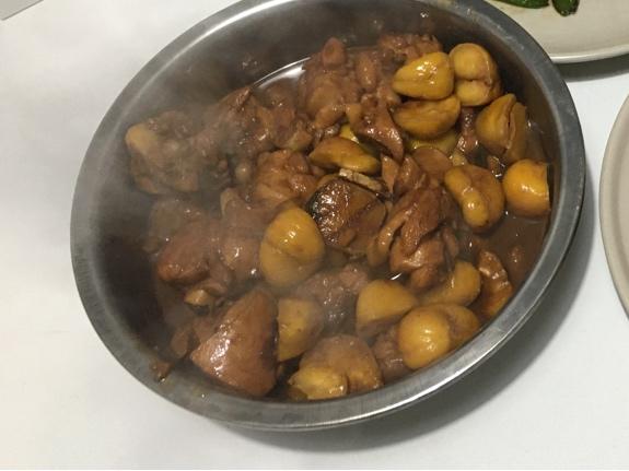 超简单栗子烧鸡（黄焖鸡的味道！