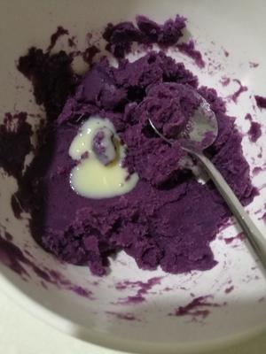 低卡紫薯燕麦饼（减肥）的做法 步骤2