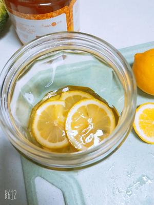 蜂蜜柠檬水的做法 步骤4