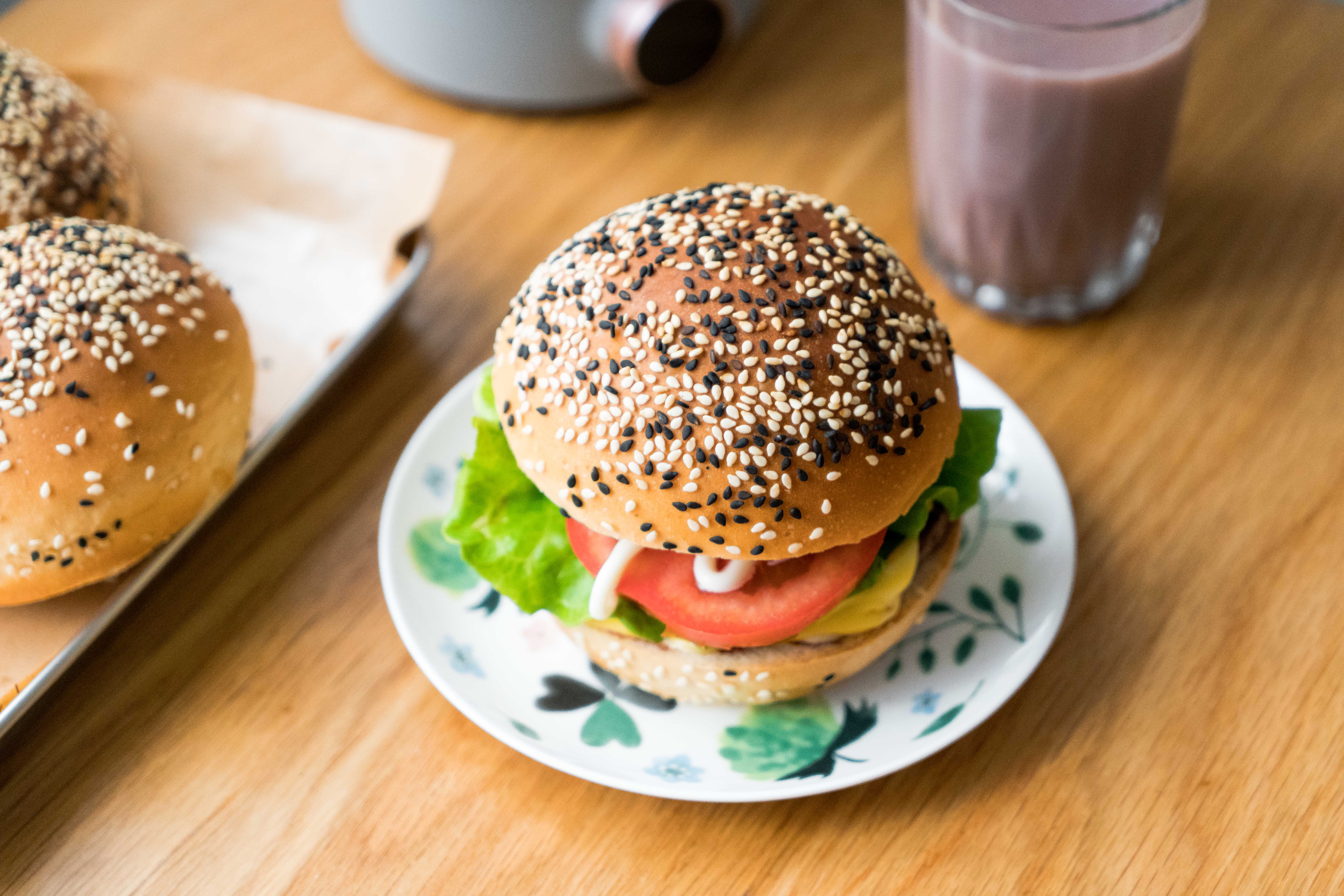 自制健康又美味哒【牛肉芝士汉堡】的做法 步骤11