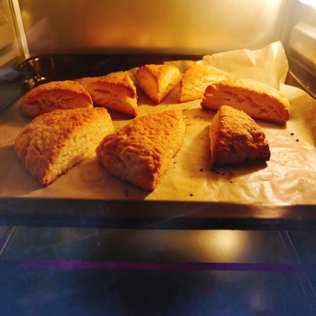 柠香椰子油司康Lemon Coconut Oil Scone