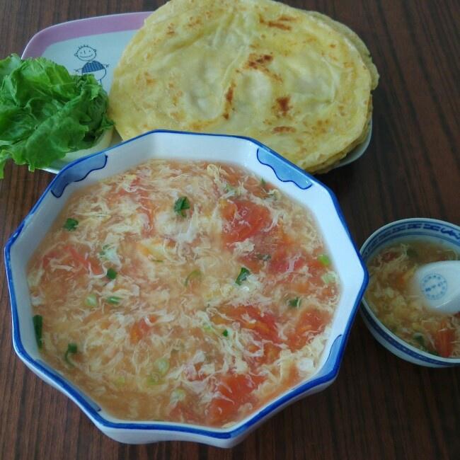 西红柿鸡蛋汤+油饼