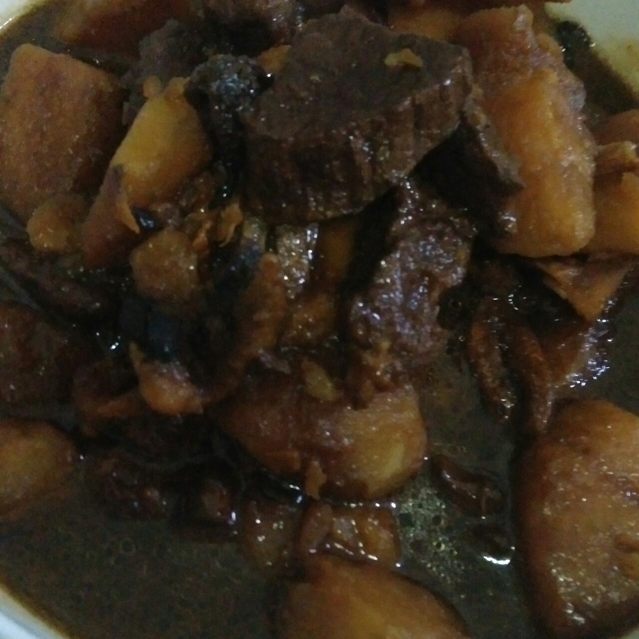 红烧土豆牛腩