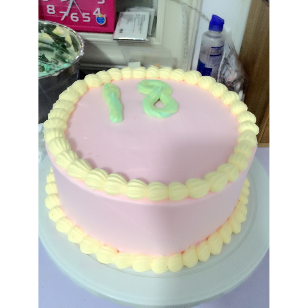 低成本裱花练习用的假“奶油”