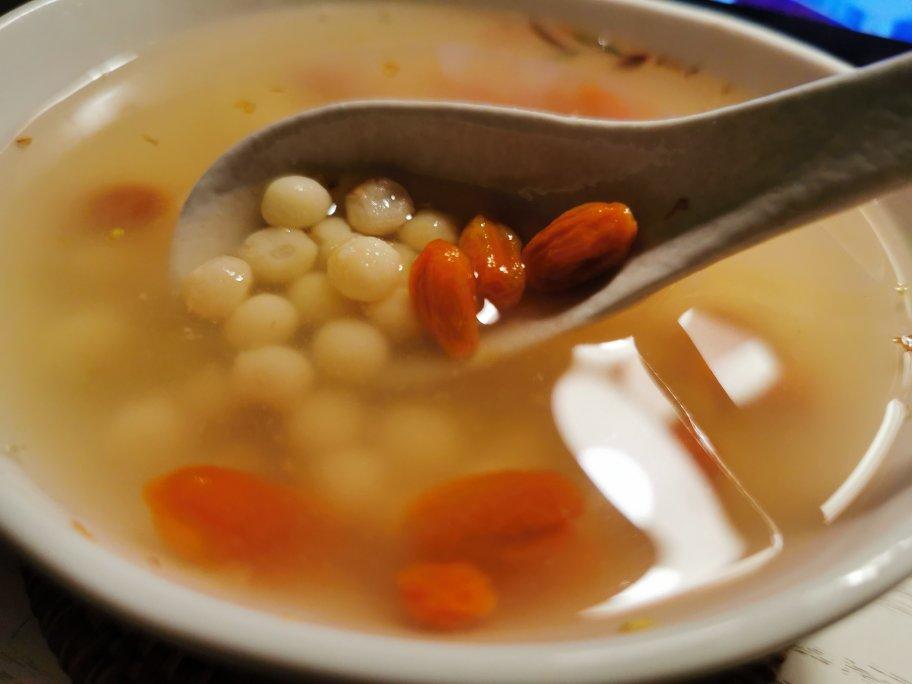 应季而食——桂花糖水鸡头米