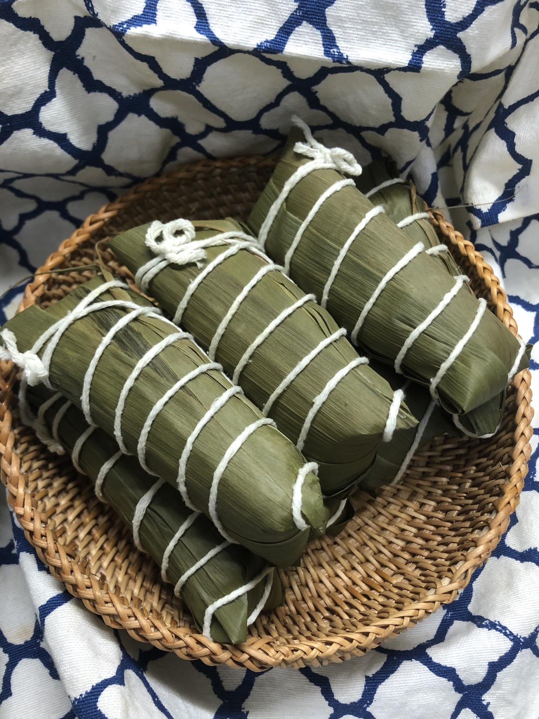 每年必包传统粽子白味碱水粽咸蛋肉粽含详细包法的做法步骤图