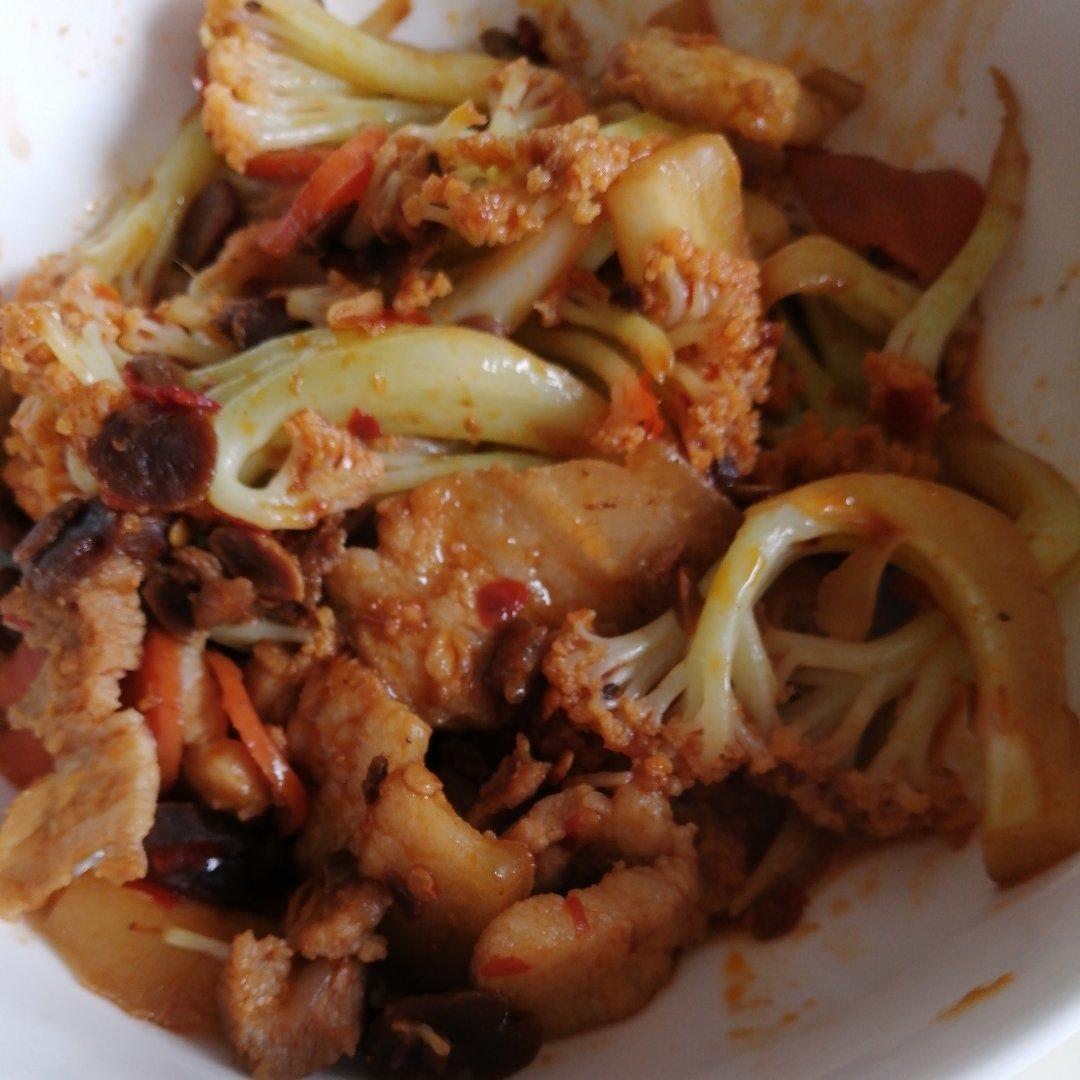 干锅五花肉花菜│多力浓香花生油X金牌家宴