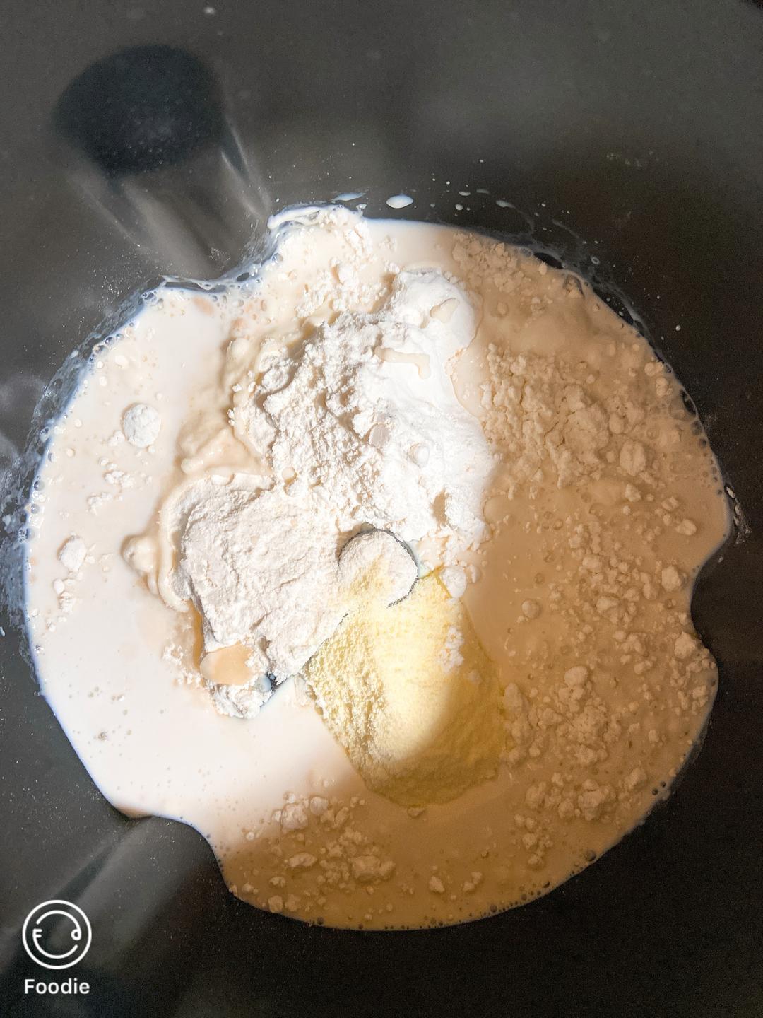 纯奶手撕吐司的做法 步骤1