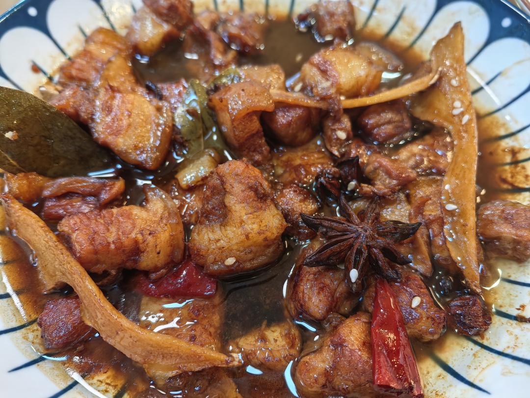 不焯水不放油的家常红烧肉
