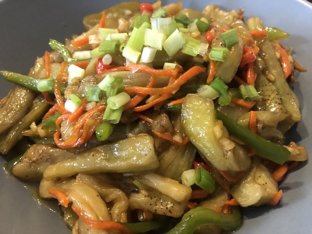 厨师长教你：“少油型鱼香茄子”的做法快收藏了