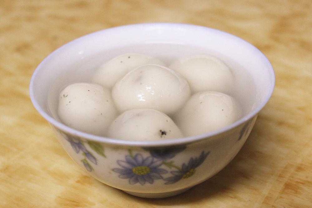 黑芝麻汤圆