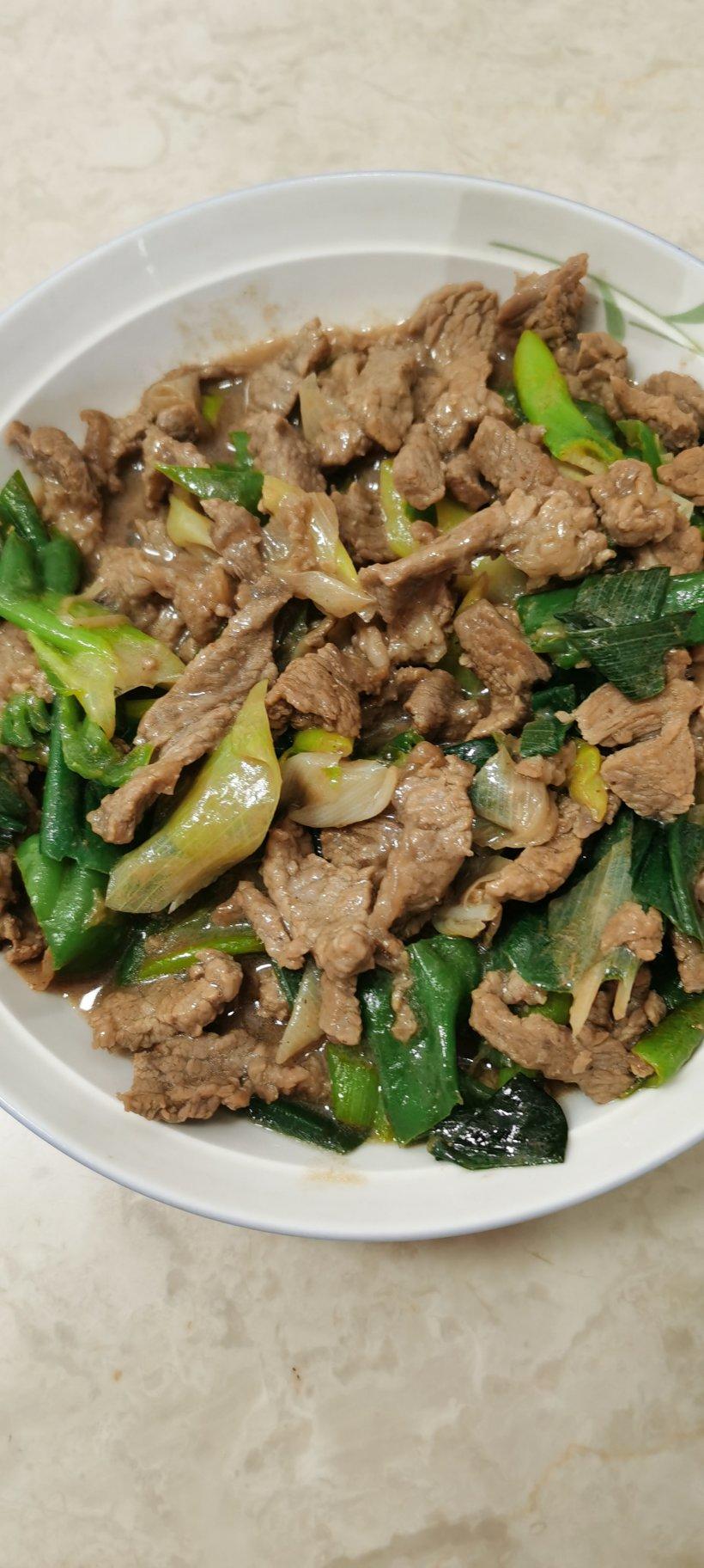 孜然大葱炒牛肉