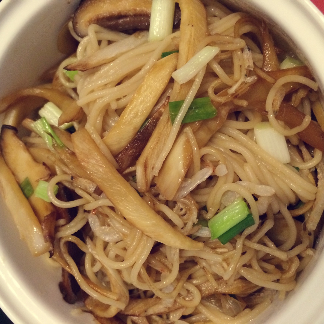 三丝炒面：炒面如何不粘锅