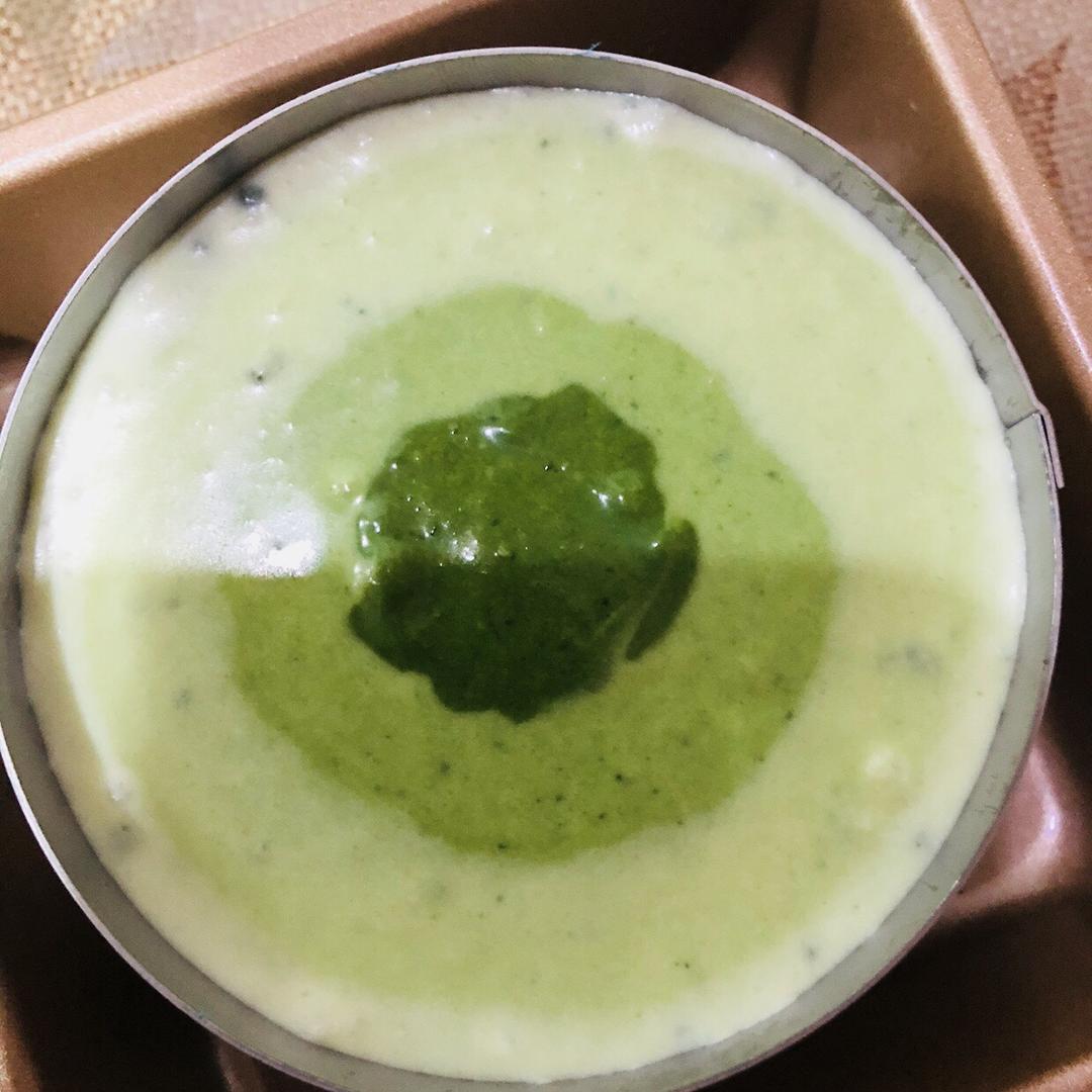 渐变抹茶慕斯蛋糕：我Amanda带着既美又作的抹茶甜点又来了！【曼食慢语】