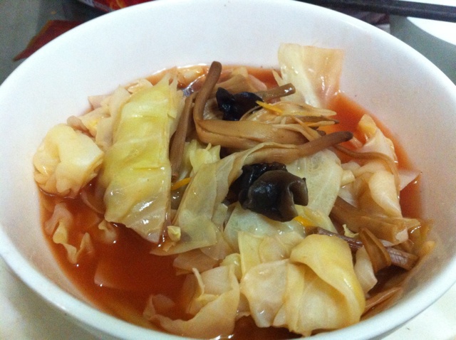 蕃茄土豆圆白菜汤