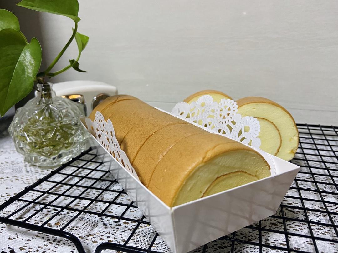 超详细的瑞士卷奶油蛋糕卷原味蛋糕卷的制作方法 饱满不掉皮不开裂（附模具换算方法）