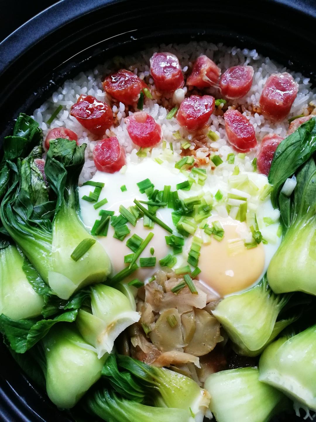 香肠煲仔饭