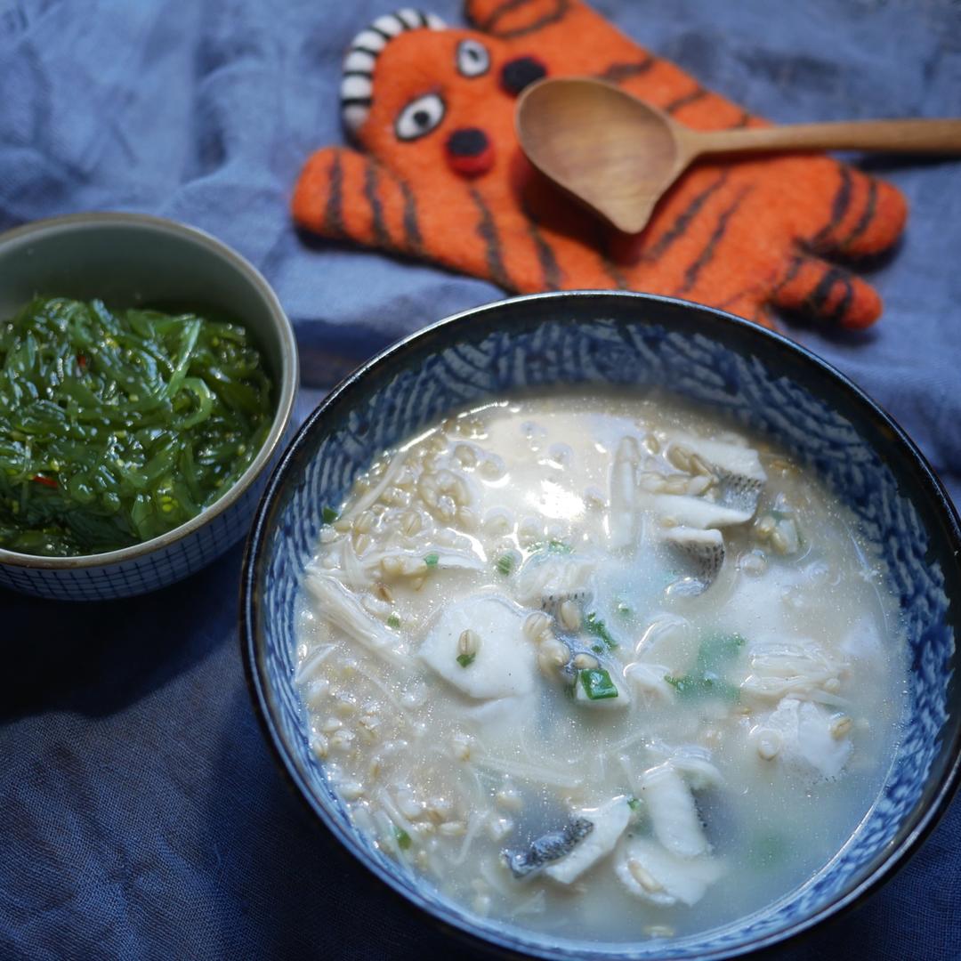 燕麦海鲜粥
