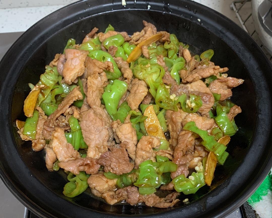 赖皮青椒炒肉片