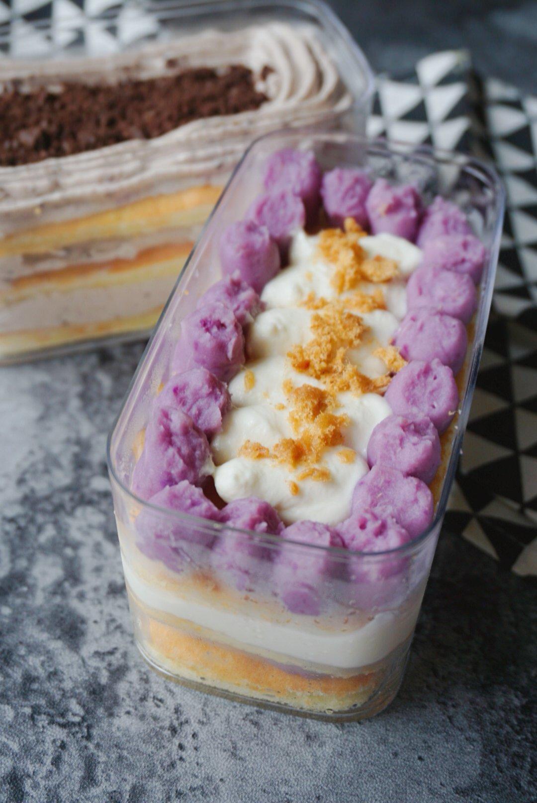 小呀么小包子做的香芋奶油盒子蛋糕