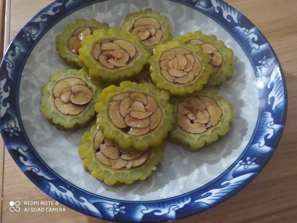 红枣酿苦瓜