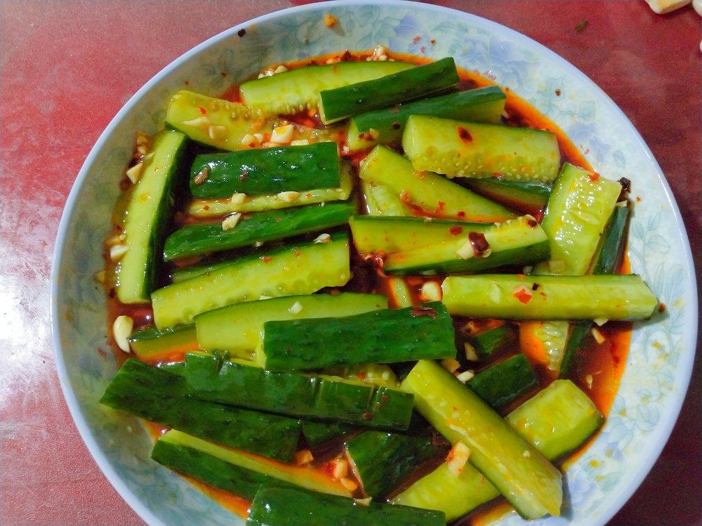 凉拌青瓜