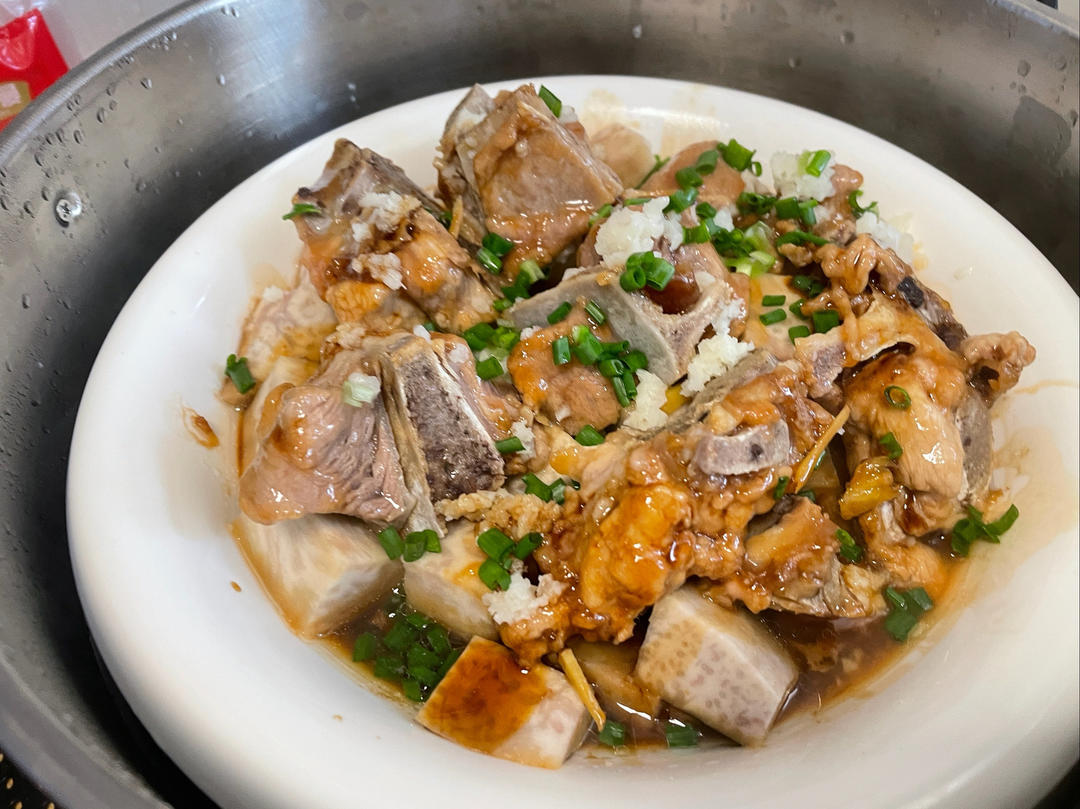 香芋蒸排骨（简单好吃）