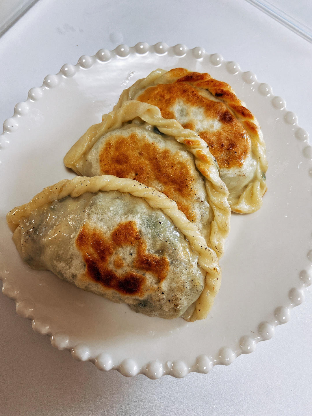 韭菜盒子【3月北鼎珐琅铸铁锅食谱】