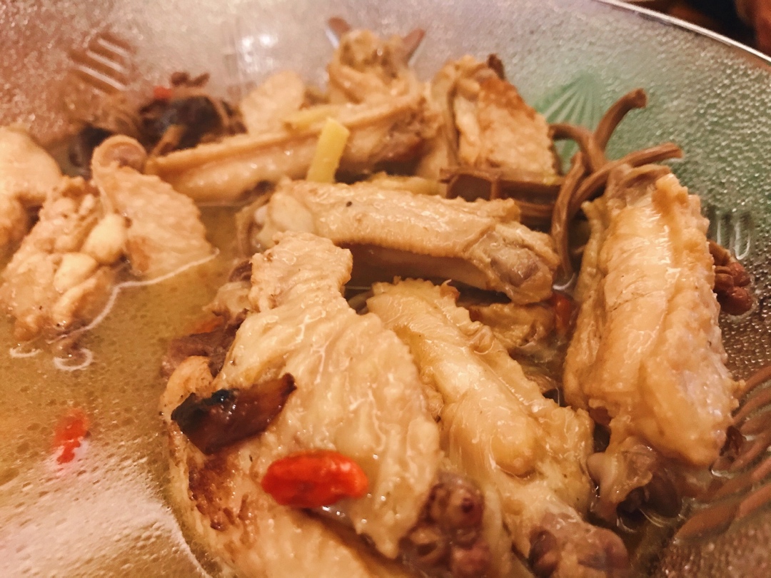 茶树菇炖鸡翅「超级鲜」