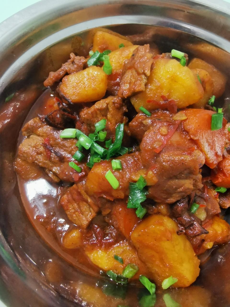 牛肉炖土豆（新年家常菜超级入味）