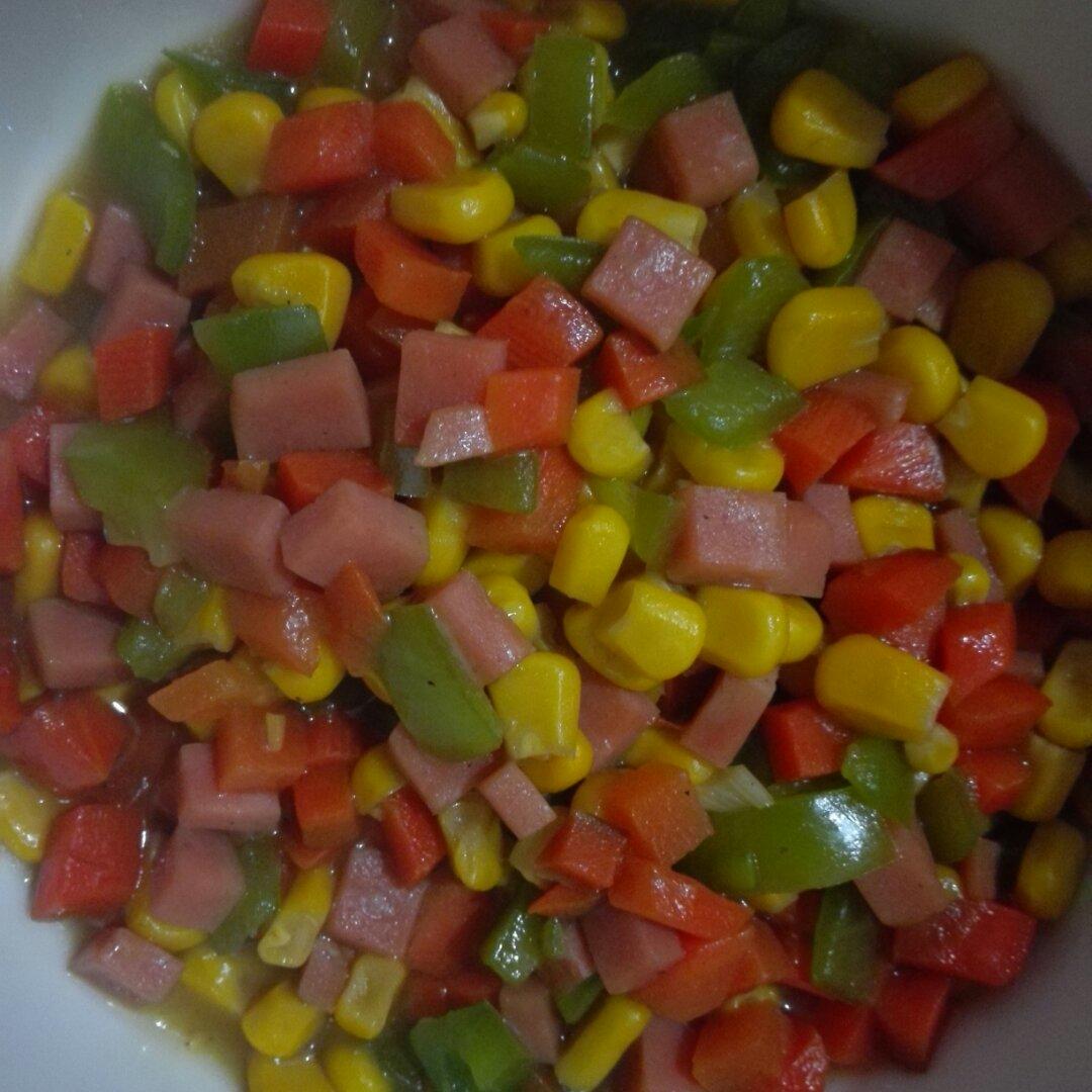 胡萝卜玉米炒黄瓜