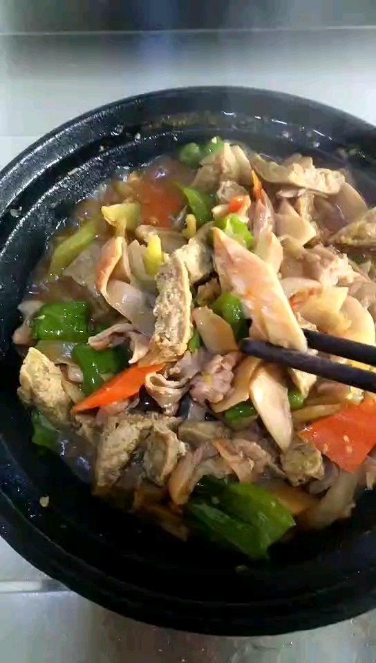 懒人宅家✔臭豆腐肥肠煲